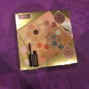 Tarte holiday makeup collection